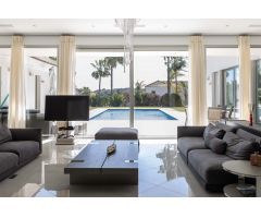 Villa en venta en San Roque