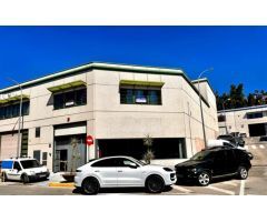 Nave Comercial en La Campana