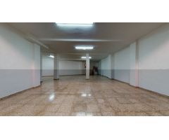 LOCAL COMERCIAL EN DOS ALTURAS MUY CERCA DE PLAZA MADRID