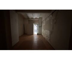 Local comercial en Alquiler en Tortosa, Tarragona