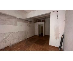 Local comercial en Alquiler en Tortosa, Tarragona