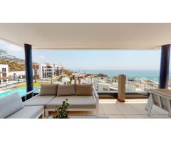 FUENGIROLA, CARVAJAL - PISO DE LUJO 4 DORMITORIOS CON TERRAZA GARAJE TRASTERO