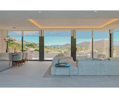 Mijas Costa, La Cala, Villa de Lujo, Obra Nueva, 5 Dormitorios, Piscina y Jardín Privado, Garaje
