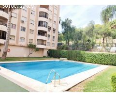 Marbella - Piso 3 dormitorios, 2 Baños, Garaje y 2 Plazas de Parking, Trastero y Piscina Comunitaria
