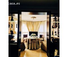 Marbella - Piso 3 dormitorios, 2 Baños, Garaje y 2 Plazas de Parking, Trastero y Piscina Comunitaria