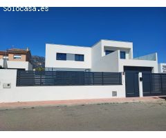 Chalet en Venta en Alcanar, Tarragona
