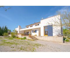 Finca rústica con piscina en Porreres
