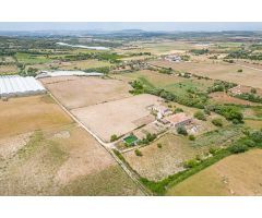 Suelo Rústico de 65.703 m2 con casa antigua para reformar