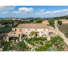 Casa de Piedra, circa 1900 en Son Macia, Mallorca