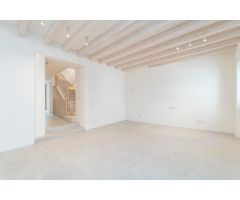 Casa Totalmente Reformada en Venta en Porreres, Mallorca