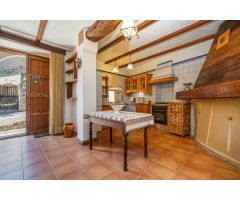 CASA RURAL CON ETV EN BINIBONA CON VISTAS A LA SIERRA DE TRAMUNTANA Y PISCINA