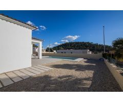 Chalet en Venta en Pinós, el/Pinoso, Alicante