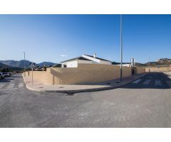 Chalet en Venta en Pinós, el/Pinoso, Alicante