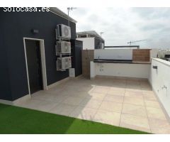 Chalet en Venta en Pilar de la Horadada, Alicante