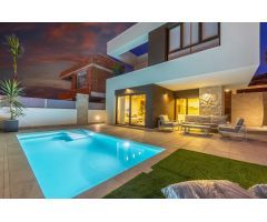 Chalet en Venta en Rojales, Alicante
