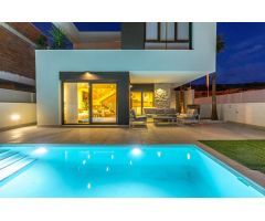 Chalet en Venta en Rojales, Alicante