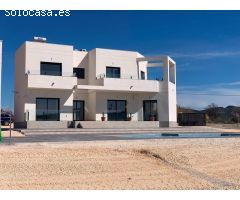Chalet en Venta en Pinós, el/Pinoso, Alicante