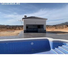 Chalet en Venta en Pinós, el/Pinoso, Alicante