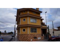Chalet en Venta en Almoradí, Alicante