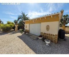 Casa de campo en Venta en El Camino de Catral, Alicante