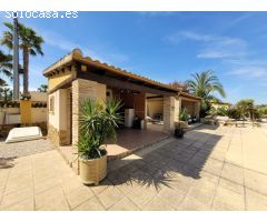 Casa de campo en Venta en El Camino de Catral, Alicante