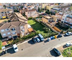Solar urbano con proyecto y licencia de construcción para cuatro viviendas