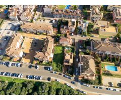 Solar urbano con proyecto y licencia de construcción para cuatro viviendas