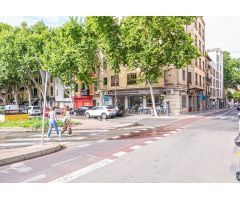 Traspaso de Bar cafetería con terraza en Plaza Patines