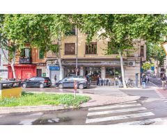 Traspaso de Bar cafetería con terraza en Plaza Patines