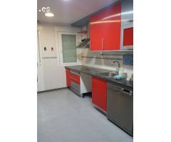 NO LO DEJES ESCAPAR!! PISO CON PATIO Y PISCINA COMUNITARIA EN YUNCLER