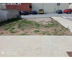 Terreno zona polideportivo,puedes construir tu propia casa,