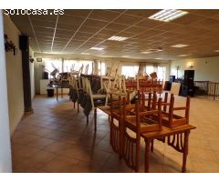 Restaurante en poligono,totalmente equipado,con clientela,lo tienes todo LLamanos