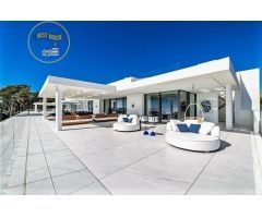 EL ÁTICO DE TUS SUEÑOS EN ESTEPONA