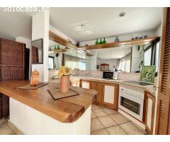 APARTAMENTO CON VISTAS EN PRIMERA LÍNEA DE PUERTO BANÚS!!!