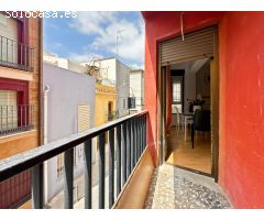 Piso Zona Centro 3 habitaciones 2 baños,balcon,Con los muebles incluidos,solo necesitas tu maletas