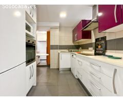 Piso Zona Centro 3 habitaciones 2 baños,balcon,Con los muebles incluidos,solo necesitas tu maletas