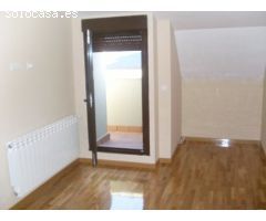 Piso Tipo Duplex en Venta en Ponferrada, León