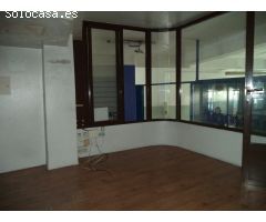 LOCAL COMERCIAL DE 110 m2 EN HISPANIDAD, PRÓXIMO A LA ROTONDA