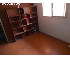IDEAL INVERSORES!!!. SE ALQUILA LOCAL COMERCIAL.