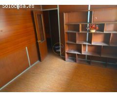IDEAL INVERSORES!!!. SE ALQUILA LOCAL COMERCIAL.