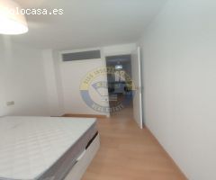 Apartamento reformado de 2 dormitorios en el entorno de Peritos