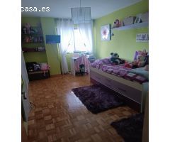 ZONA LLORONES CON GARAJE Y BODEGA