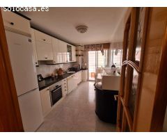 SE VENDE  PISO AMUEBLADO, 132 M2 EN LA BAÑEZA, 3 HAB., 2 BAÑOS, TERRAZA, ASCENSOR.,