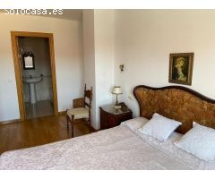 SE VENDE APARTAMENTO EN EL CENTRO DE VALENCIA DE DON JUAN, 74 M2, COCINA, SALÓN, 2 HAB., 2 BAÑOS.