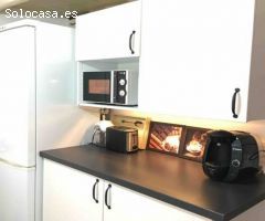 SE VENDE CASA DE DOS PLANTAS EN VALENCIA DE DON JUAN, COCINA, SALÓN, 3 HAB., BAÑO, ASEO Y PATIO.