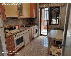 SE VENDE PISO DE 83 M2, REFORMADO Y AMUEBLADO EN VALENCIA DE DON JUAN. POCA COMUNIDAD