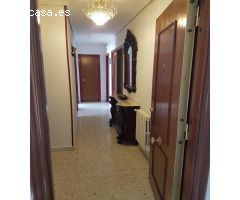 SE VENDE PISO EN VALDERAS, AMUEBLADO, COCINA, SALÓN, 3 HAB, BAÑO, CARBONERA Y GARAJE CERRADO.