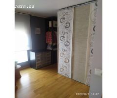SE VENDE APARTAMENTO MUY LUMINOSO, COCINA AMERICANA, 3 HAB., 2 BAÑOS, ASCENSOR, GARAJE. PARA ENTRAR.