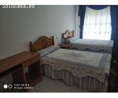 SE VENDE PISO EN VALENCIA DE DON JUAN, AMUEBLADO, COCINA, SALÓN, BAÑO, 3 HAB, PARA ENTRAR A VIVIR