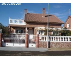 SE VENDE CHALET INDIVIDUAL EN BENAMARIEL